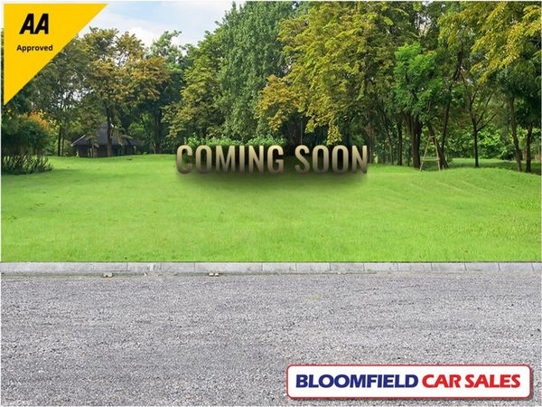 Volkswagen Golf Hatchback, Petrol, 2019, Gold