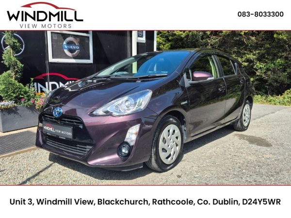 Toyota Aqua Saloon, Petrol Hybrid, 2016, Black