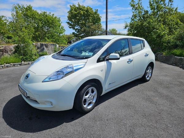 Nissan Leaf Hatchback, Electric, 2017, White