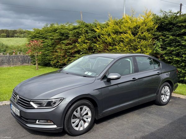 Volkswagen Passat Saloon, Diesel, 2016, Grey