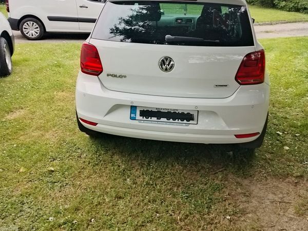 Volkswagen Polo Hatchback, Petrol, 2016, White