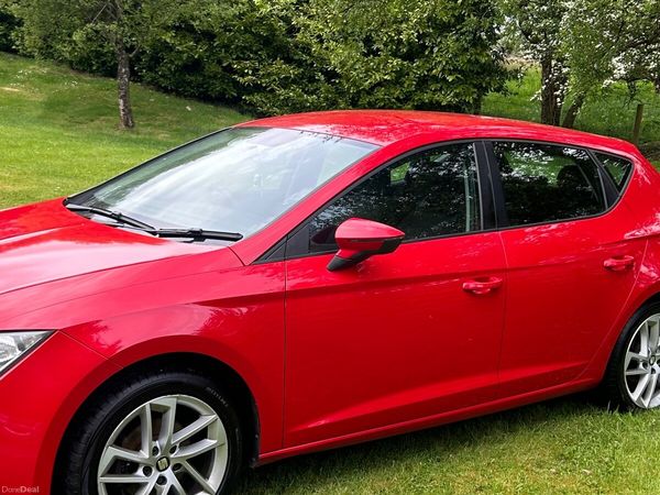 SEAT Leon Hatchback, Diesel, 2014, Red