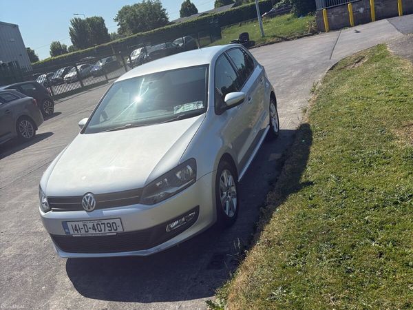 Volkswagen Polo Hatchback, Petrol, 2014, Silver