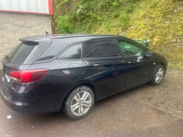Vauxhall Astra Estate, Diesel, 2018, Blue