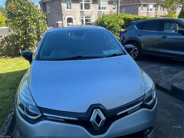 Renault Clio Hatchback, Diesel, 2016, Silver