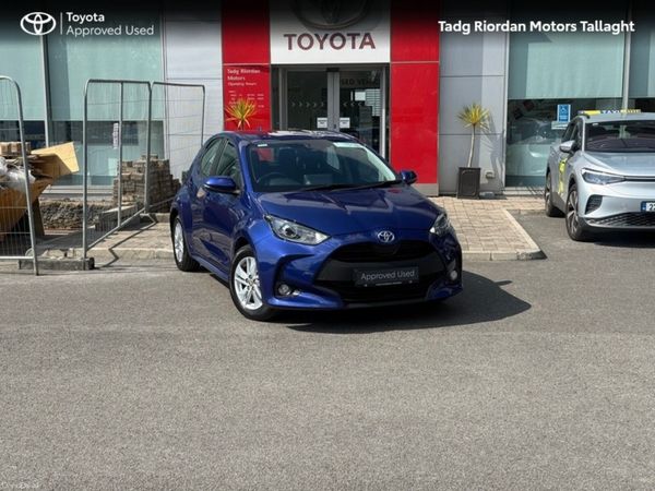 Toyota Yaris Hatchback, Petrol, 2021, Blue
