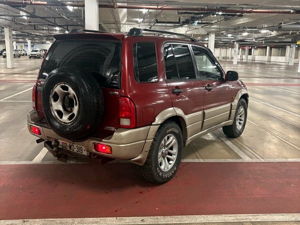 Suzuki Grand Vitara SUV, Diesel, 2002, Red
