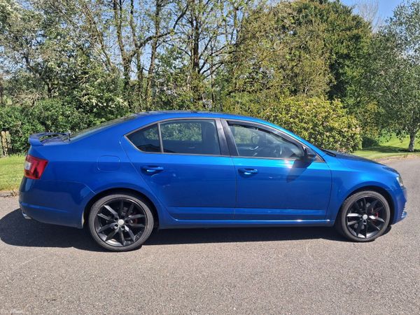 Skoda Octavia Hatchback, Diesel, 2014, Blue