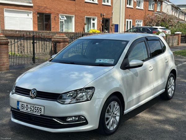 Volkswagen Polo Hatchback, Petrol, 2015, White
