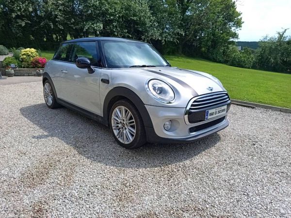 Mini Cooper Hatchback, Diesel, 2016, Silver