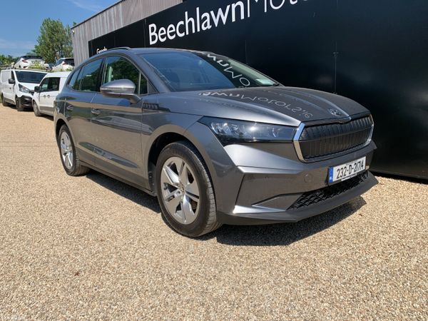 Skoda Enyaq Estate/Jeep, Electric, 2023, Grey