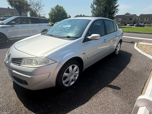 Renault Megane Saloon, Petrol, 2007, Silver