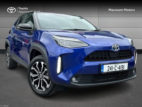 Toyota Yaris Cross Hatchback, Petrol Hybrid, 2024, Blue