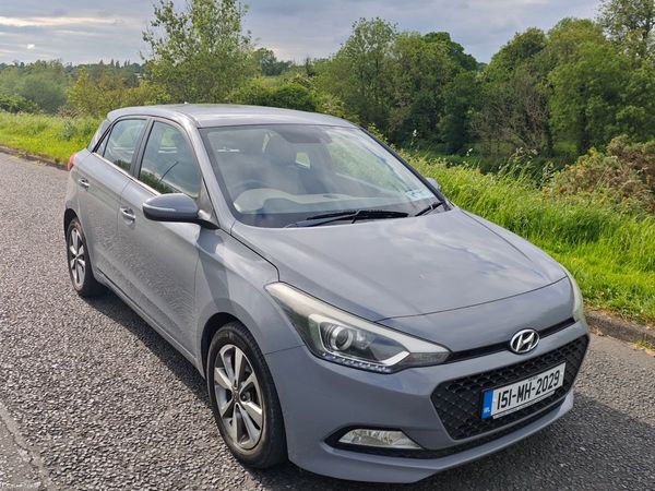Hyundai i20 Hatchback, Diesel, 2015, Grey