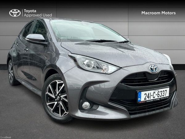 Toyota Yaris Hatchback, Petrol Hybrid, 2024, Grey