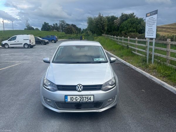 Volkswagen Polo Hatchback, Petrol, 2010, Silver