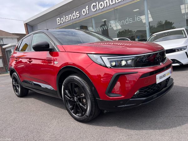 Opel Grandland X SUV, Petrol, 2023, Red