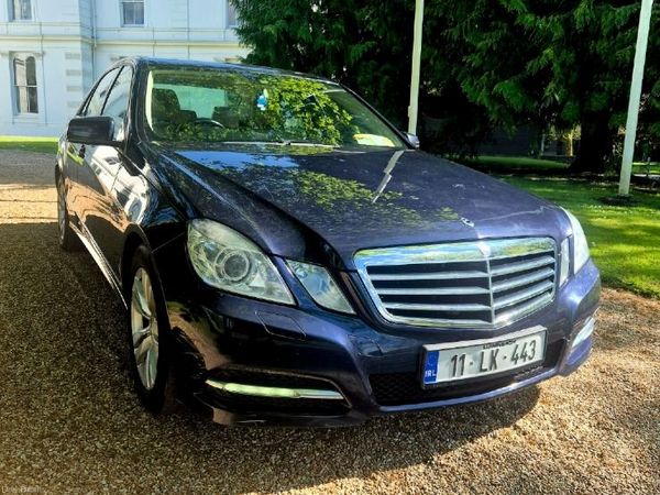 Mercedes-Benz E-Class Saloon, Diesel, 2011, Blue