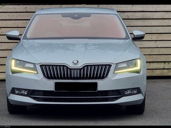 Skoda Superb Hatchback, Diesel, 2017, Silver