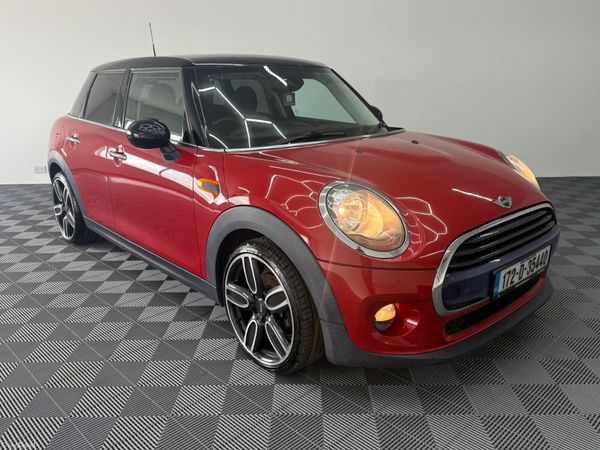 Mini Cooper Hatchback, Petrol, 2017, Red