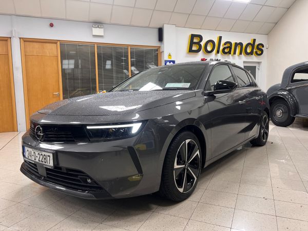 Opel Astra Hatchback, Diesel, 2024, Grey