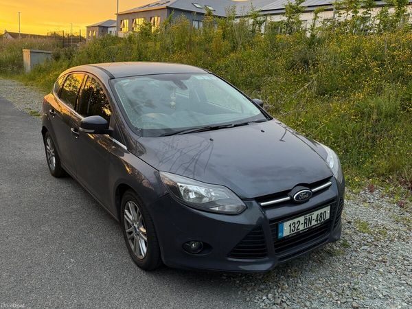 Ford Focus Hatchback, Diesel, 2013, Grey