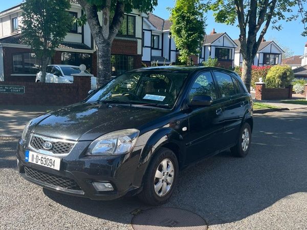 Kia Rio Hatchback, Petrol, 2011, Black
