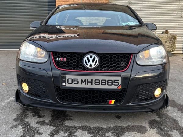 Volkswagen Golf Hatchback, Petrol, 2005, Black