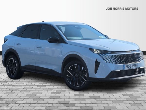 Peugeot 3008 MPV, Petrol, 2025, White