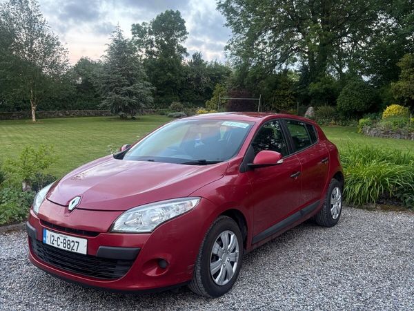 Renault Megane Hatchback, Diesel, 2012, Red