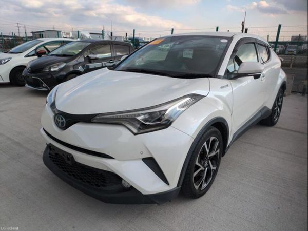 Toyota C-HR SUV, Petrol Hybrid, 2017, White