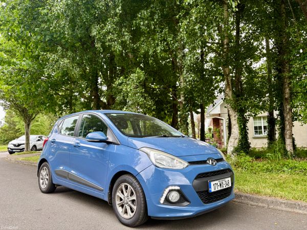 Hyundai i10 Hatchback, Petrol, 2017, Blue