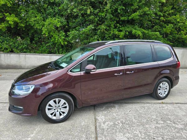 Volkswagen Sharan MPV, Diesel, 2016, Red
