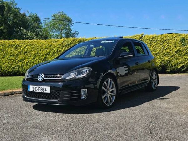 Volkswagen Golf Hatchback, Diesel, 2012, Black