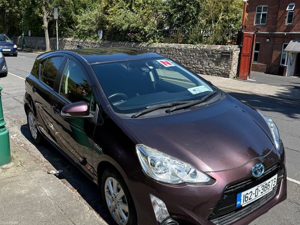 Toyota Aqua Hatchback, Petrol Hybrid, 2016, Purple