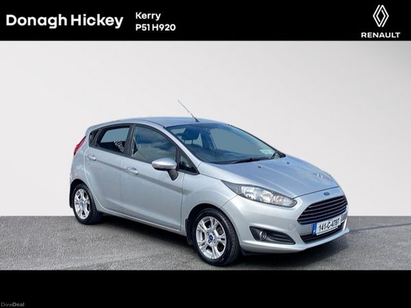 Ford Fiesta Hatchback, Petrol, 2014, Silver