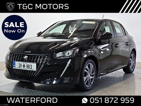 Peugeot 208 Hatchback, Petrol, 2021, Black