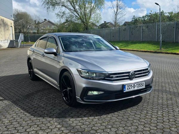 Volkswagen Passat Saloon, Diesel, 2022, Grey