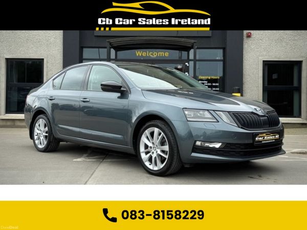 Skoda Octavia Hatchback, Petrol, 2020, Grey