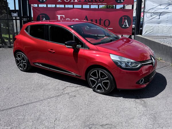 Renault Clio Hatchback, Petrol, 2016, Red