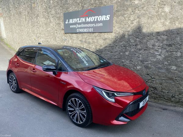 Toyota Corolla Hatchback, Petrol Hybrid, 2019, Red