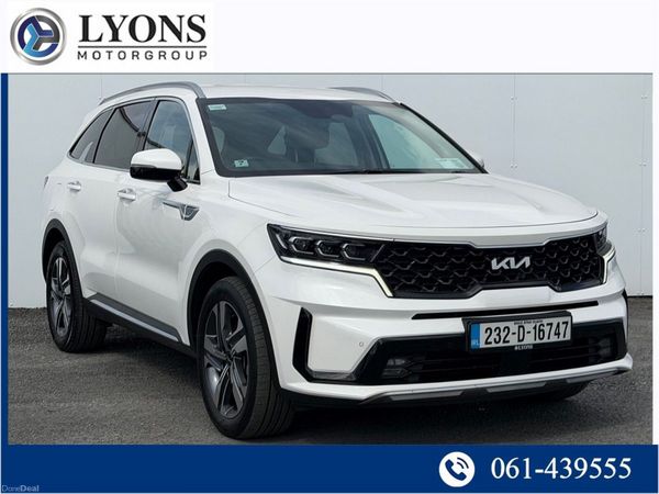 Kia Sorento SUV, Petrol Plug-in Hybrid, 2023, White