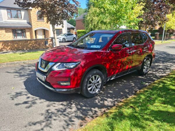 Nissan X-Trail SUV, Diesel, 2019, Red