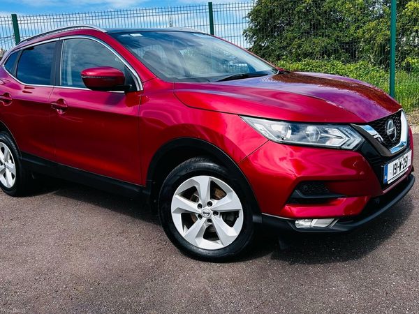 Nissan Qashqai MPV, Diesel, 2019, Red