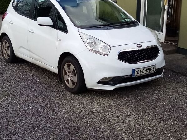 Kia Venga Hatchback, Petrol, 2016, White