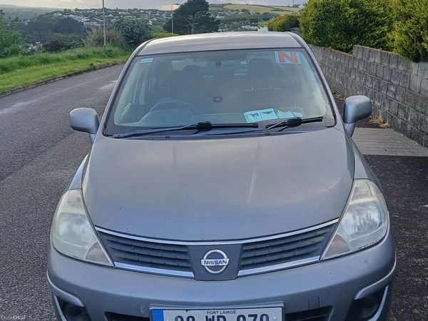 Nissan Tiida Saloon, Petrol, 2008, Grey