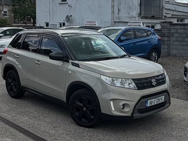 Suzuki Vitara SUV, Diesel, 2016, White