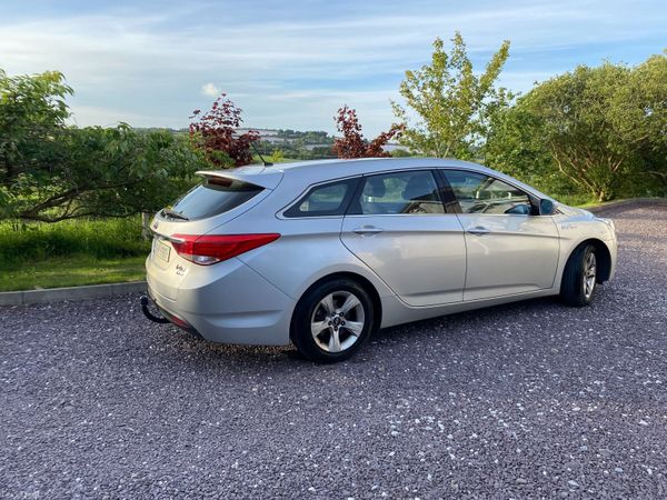 Hyundai i40 Estate, Diesel, 2013, Silver