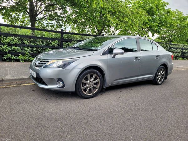 Toyota Avensis Saloon, Diesel, 2013, Grey