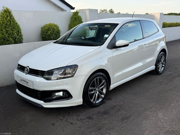 Volkswagen Polo Hatchback, Diesel, 2015, White